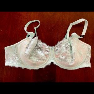 Victorias Secret unlined push up bra 38D. BRAND NEW W TAGS